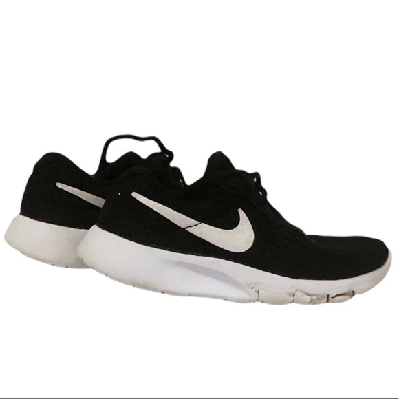 KID'S UNISEX NIKE TANJUN 818382-011 Size 11C FLAW - Picture 5 of 10